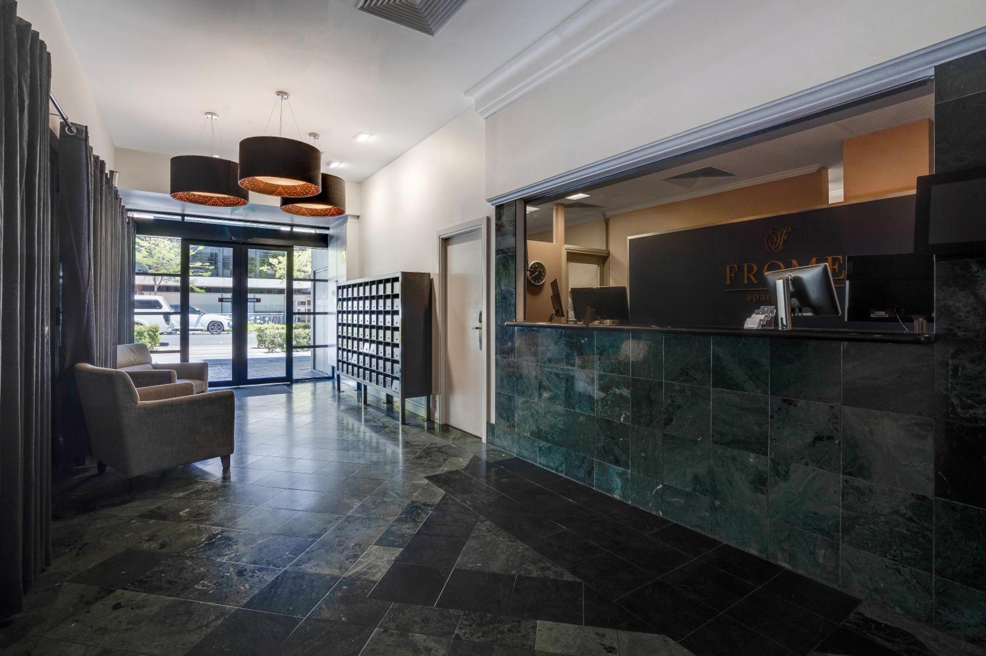 Frome Apartments Аделаида Экстерьер фото