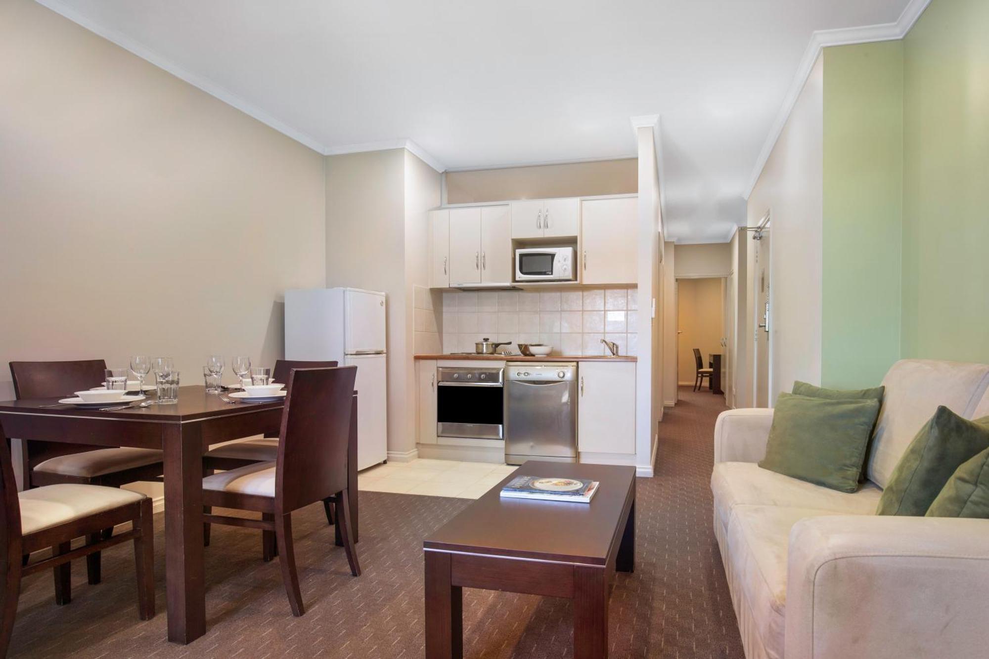 Frome Apartments Аделаида Экстерьер фото