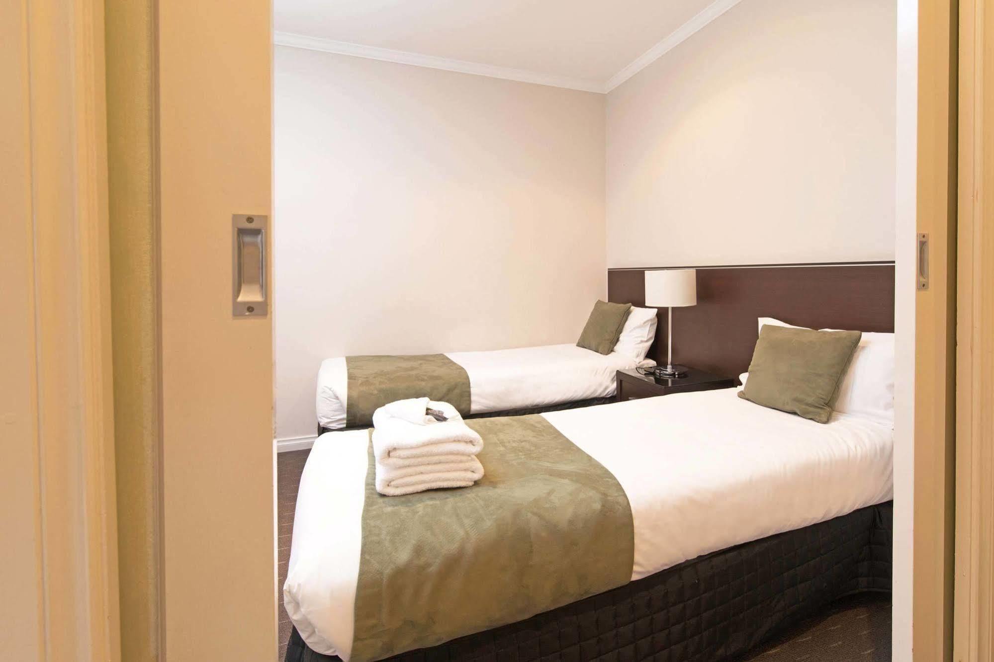 Frome Apartments Аделаида Экстерьер фото